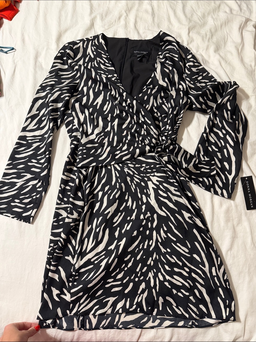 Donna Morgan Black & White Abstract Wrap Dress
